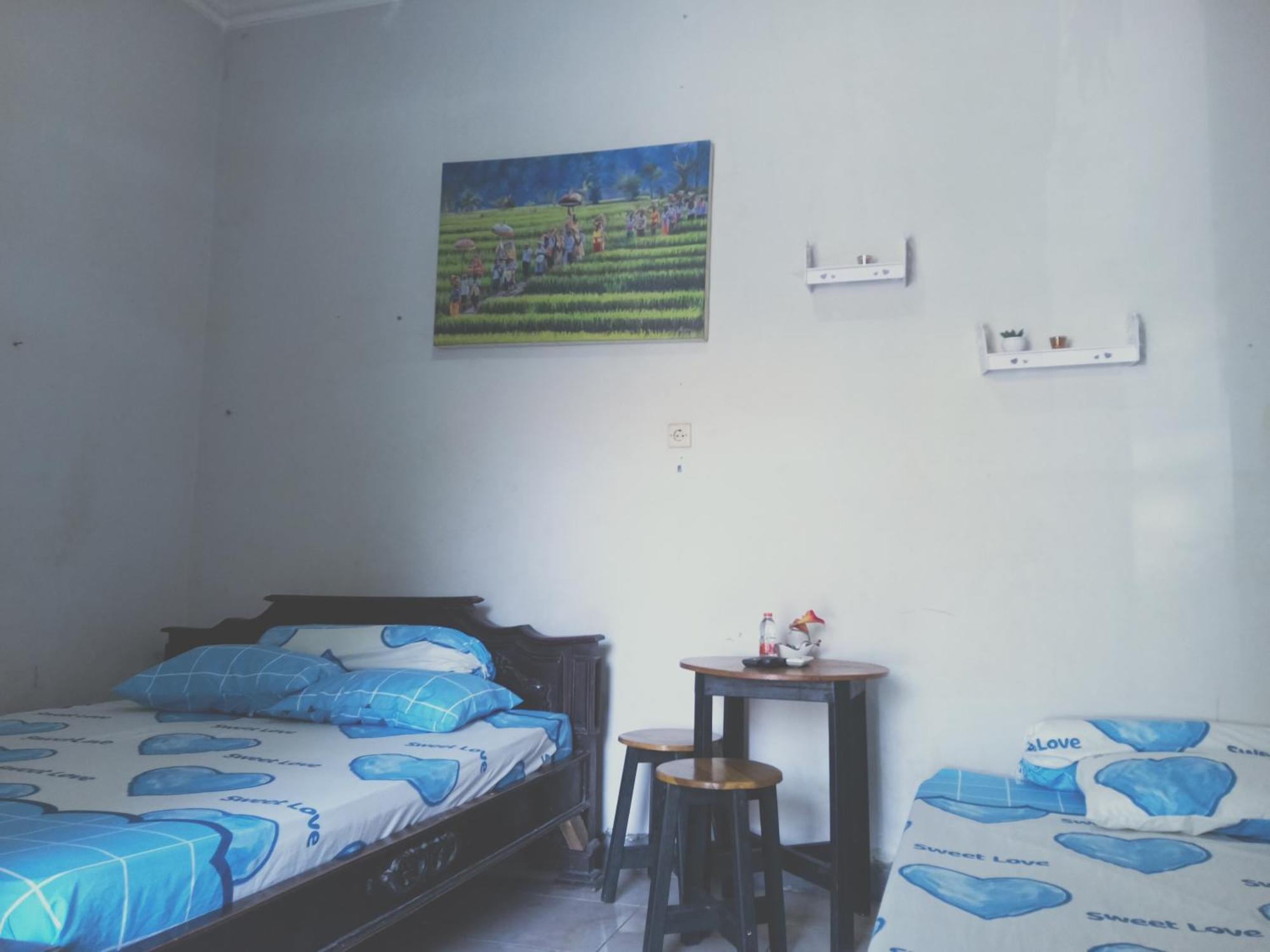 Kost Backpacker Hotel Sidoarjo Ngoại thất bức ảnh