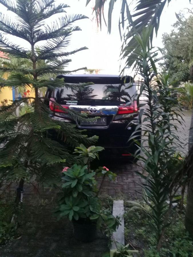 Kost Backpacker Hotel Sidoarjo Ngoại thất bức ảnh